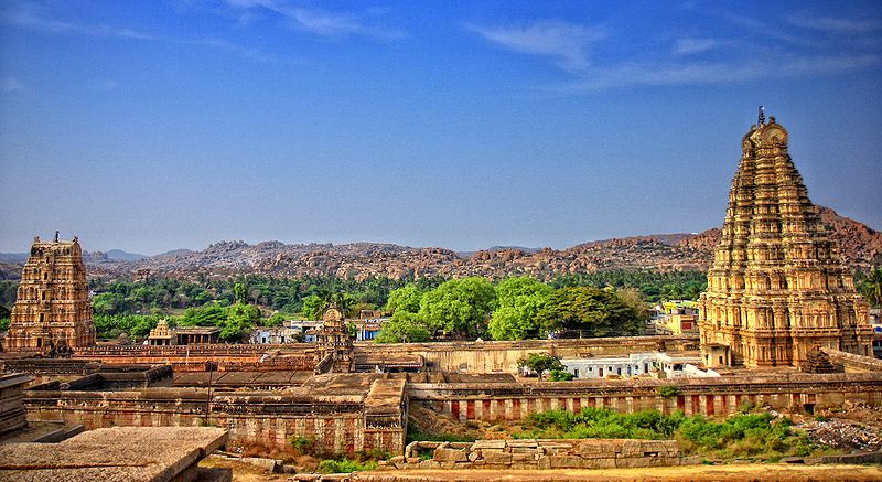 800px-Hampi virupaksha temple